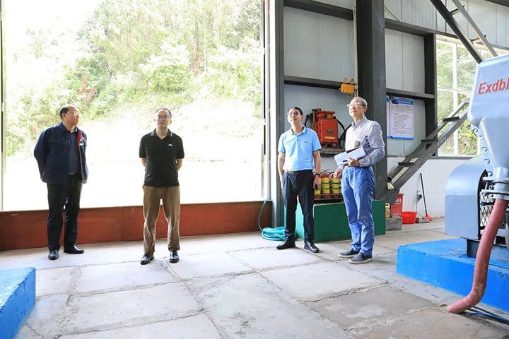 【主题教育】云煤（凯时娱乐人生就是博）集团党委委员、副总司理缪和星到团结煤业公司开展生产谋划治理调研