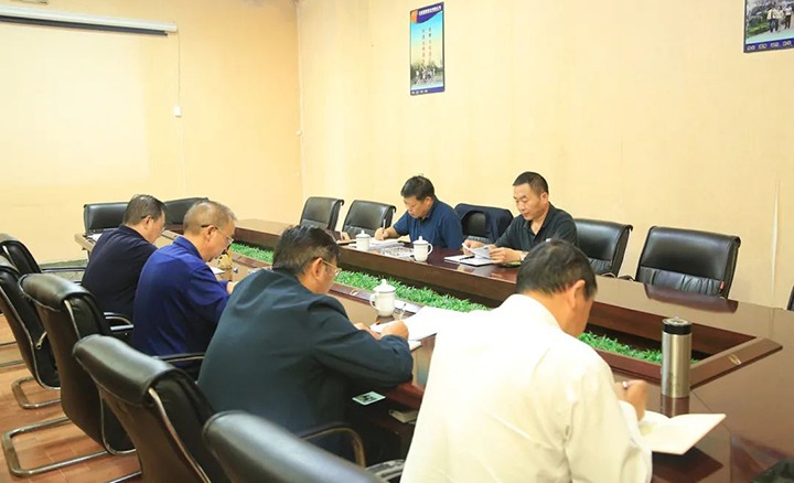 【主题教育】云煤（凯时娱乐人生就是博）集团第一指导组到恒鼎煤业公司指导主题教育专题民主生涯会