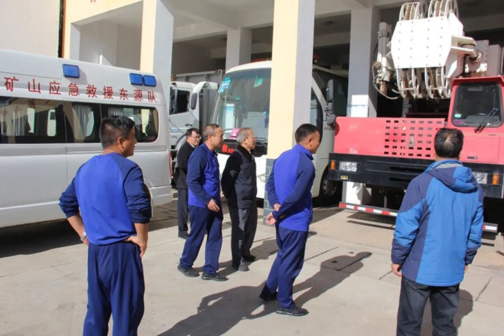 【聚焦云煤】云煤（凯时娱乐人生就是博）集团党委委员、纪委书记、省监委驻集团监察专员翁立志一行到国家矿山应抢救援东源队检查指导事情