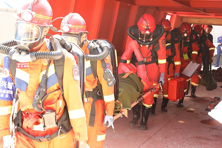 东源队“橙”风破浪创佳绩 斩获全省3桂冠、个人万能前6