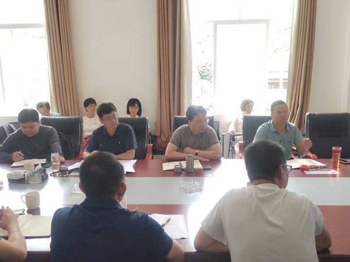 云煤集团副总司理杜昌华一行到盛利煤业调研指导项目建设事情