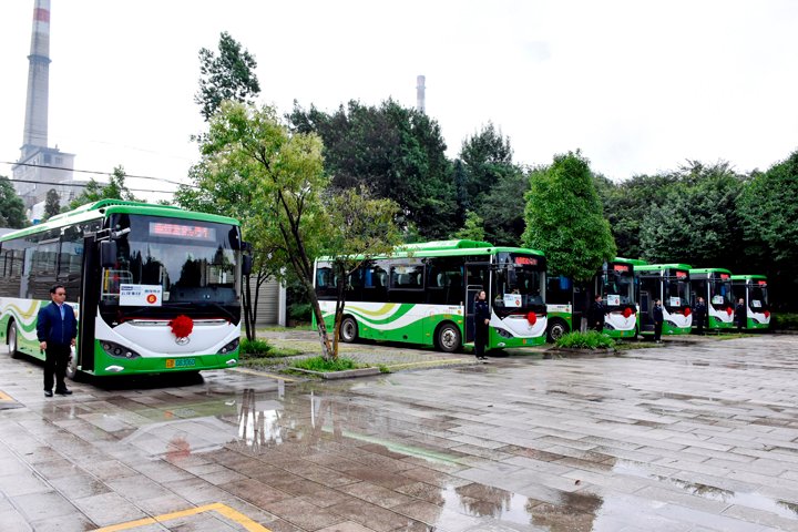 刷新为了谁？？？？？？暖心事里见新生 